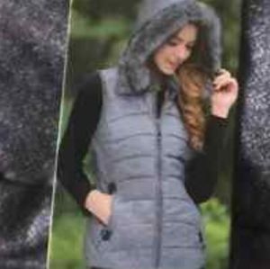 GREEN TE REMOVABLE HOOD SIZE L .